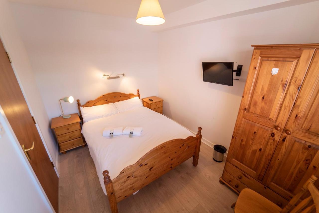 غالواي Charming City Centre Guest House المظهر الخارجي الصورة