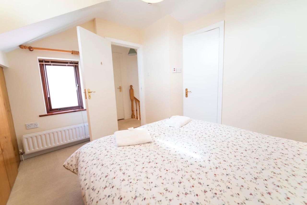 غالواي Charming City Centre Guest House المظهر الخارجي الصورة